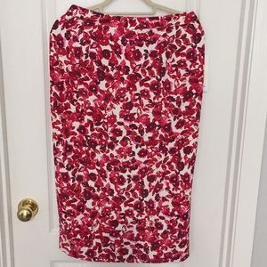 Who What Wear Skirts - Floral pencil Who What Wear Skirts - Floral pencil
